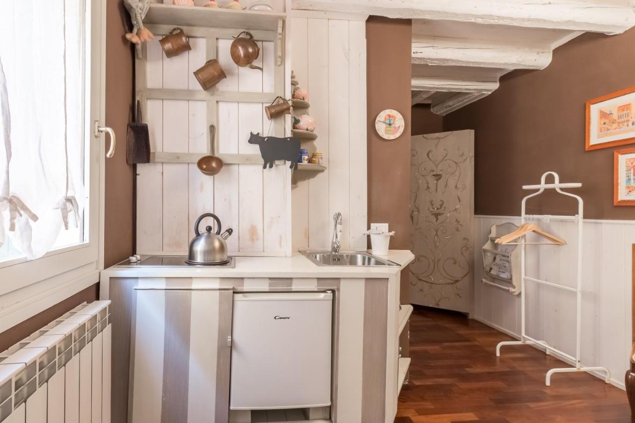 Ca Falier Piccolo - Little Sweet Studio In 10-12 Minutes From Bus&Train Station Apartman Velence Kültér fotó